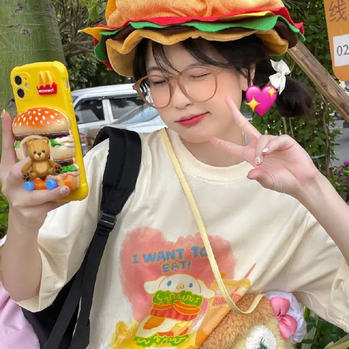 潇洒佳人淡淡妆